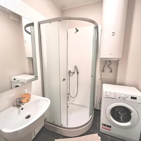 Apartment 一one Home一flat In Centrs Riga
